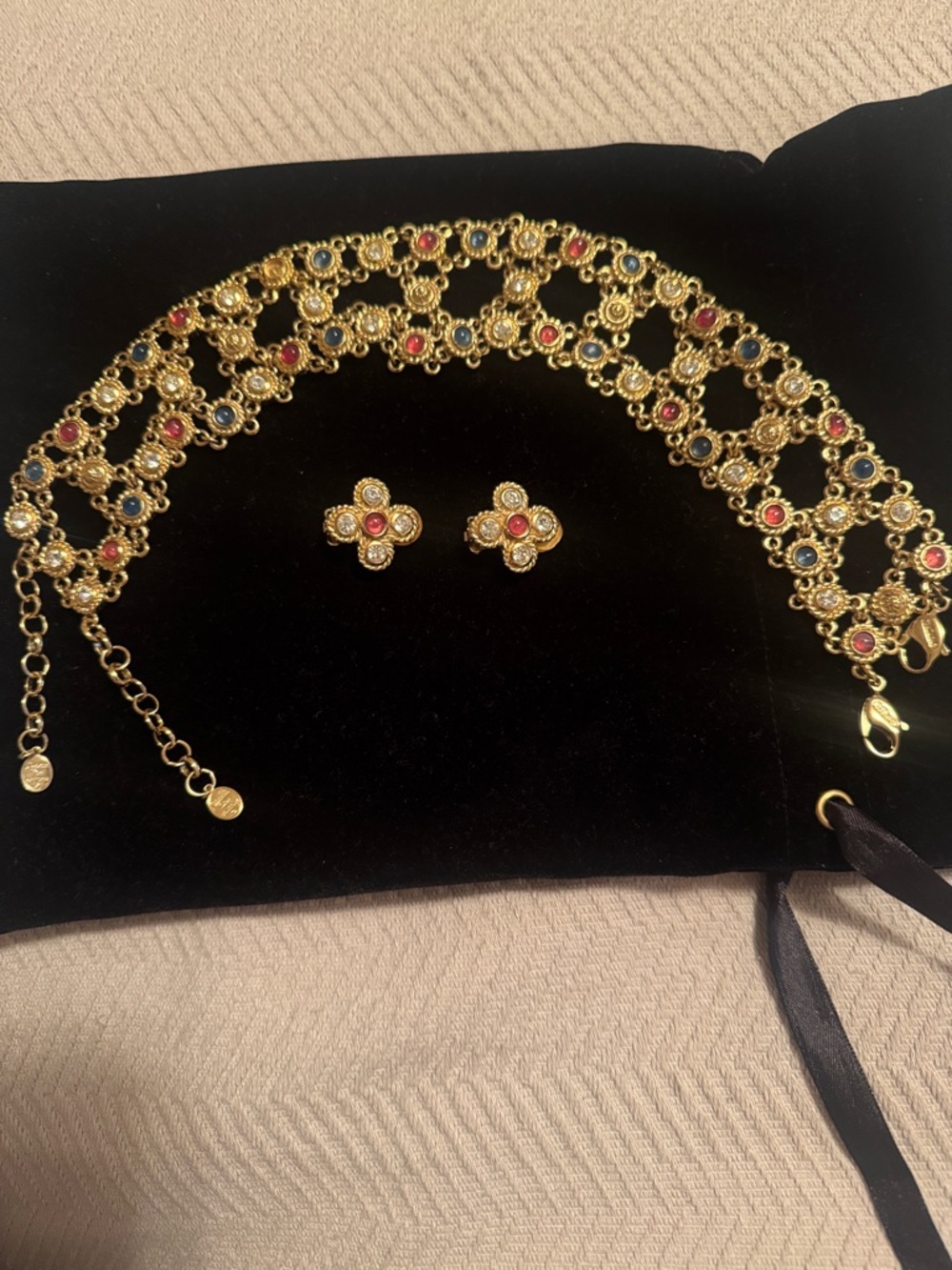 Christian Dior Gold-tone choker & Earrings with Rust/red, clear and Blue Stones